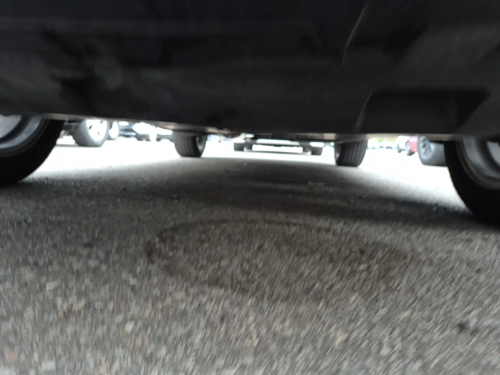 Undercarriage - Front Photo