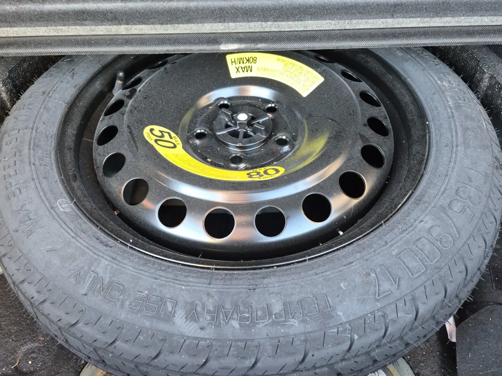 Spare Tire & Wheel Photo