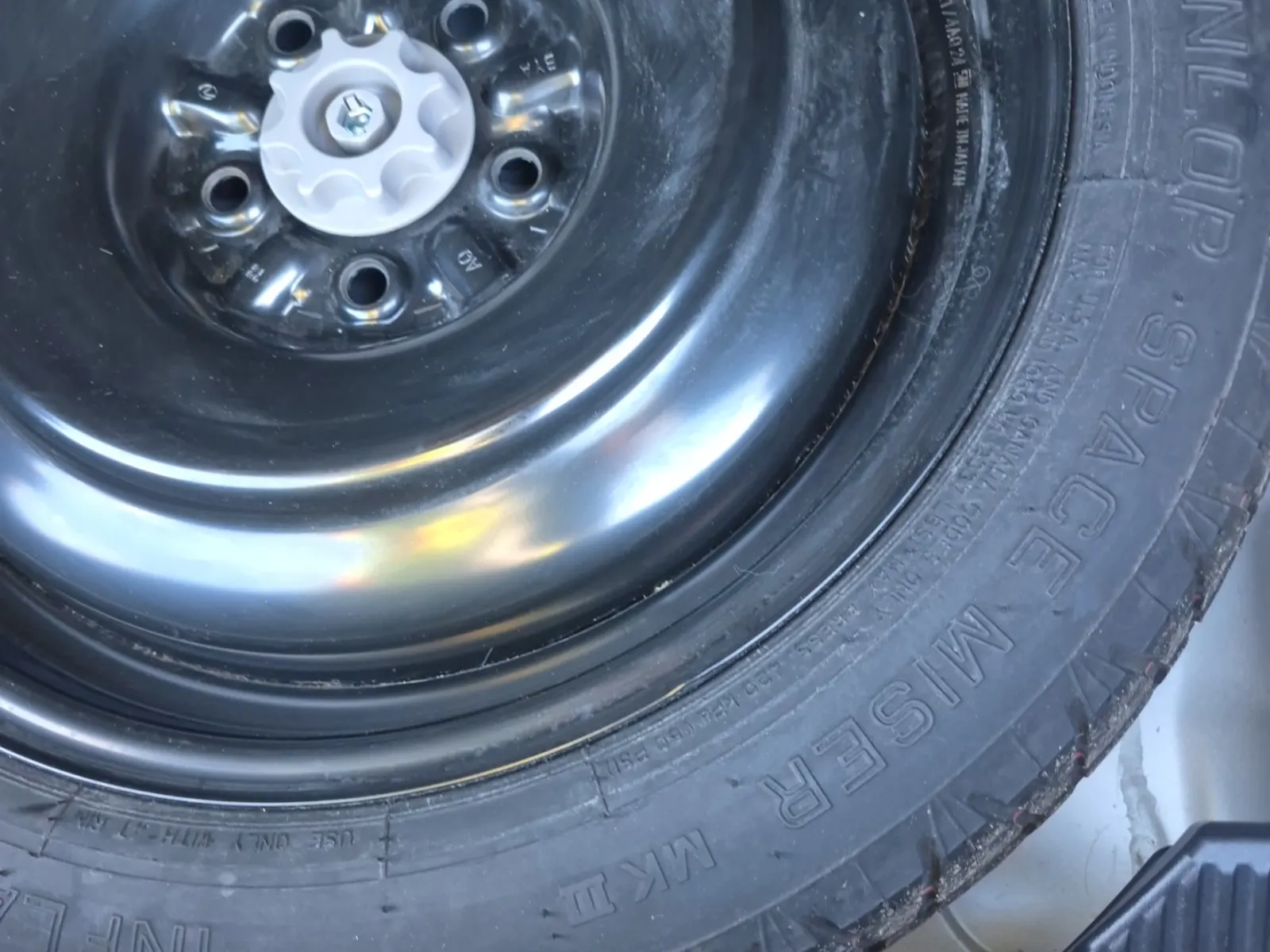 Spare Tire & Wheel Photo