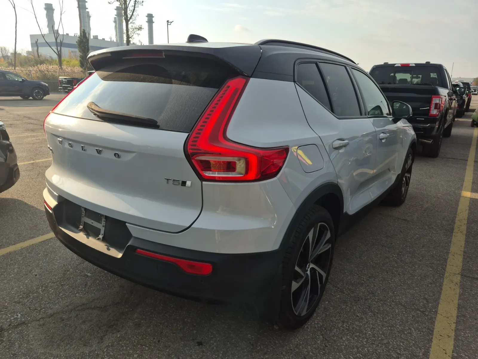 Passenger Rear 3/4 Photo