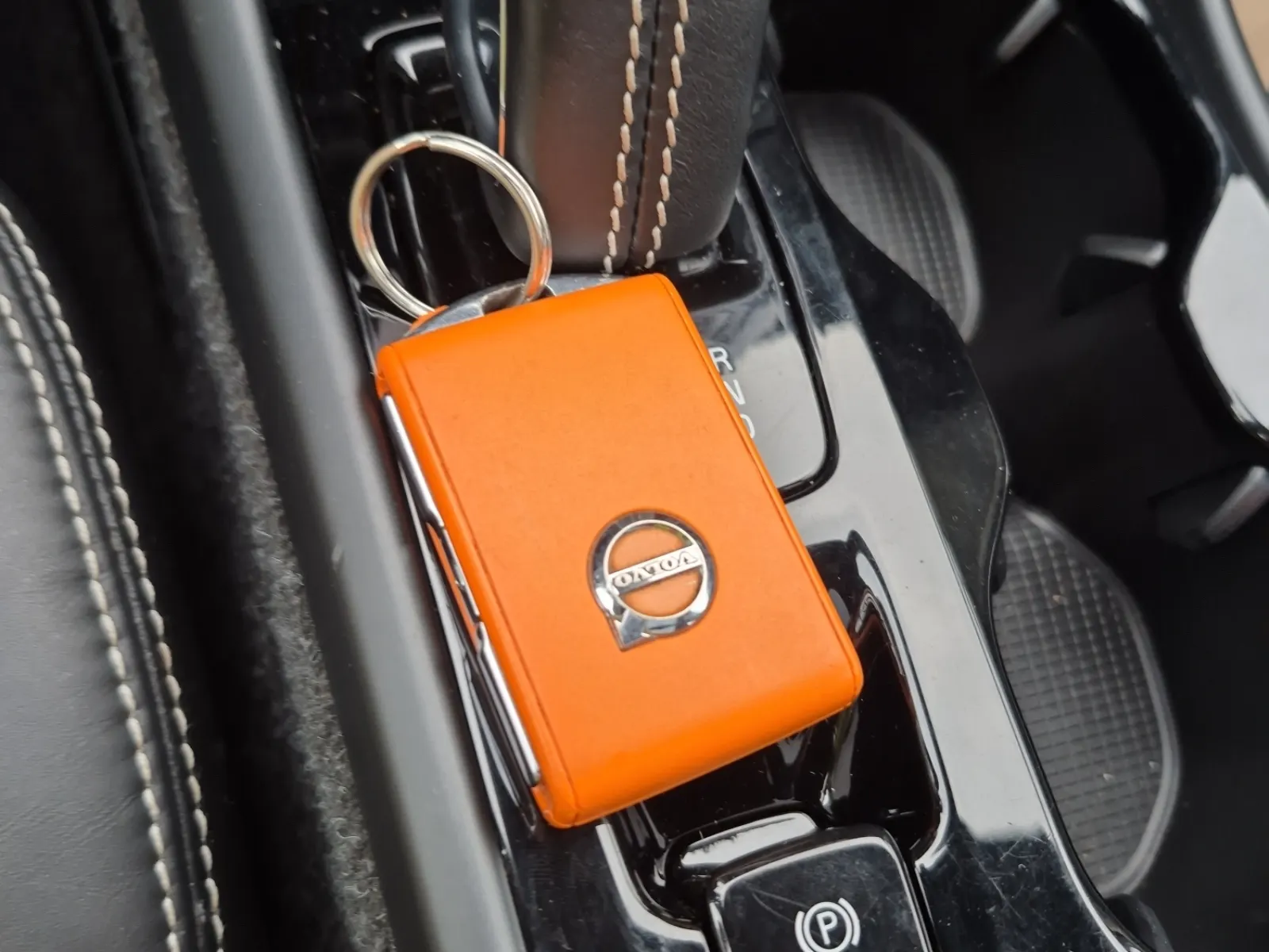 Keys/Fobs/Manual Photo