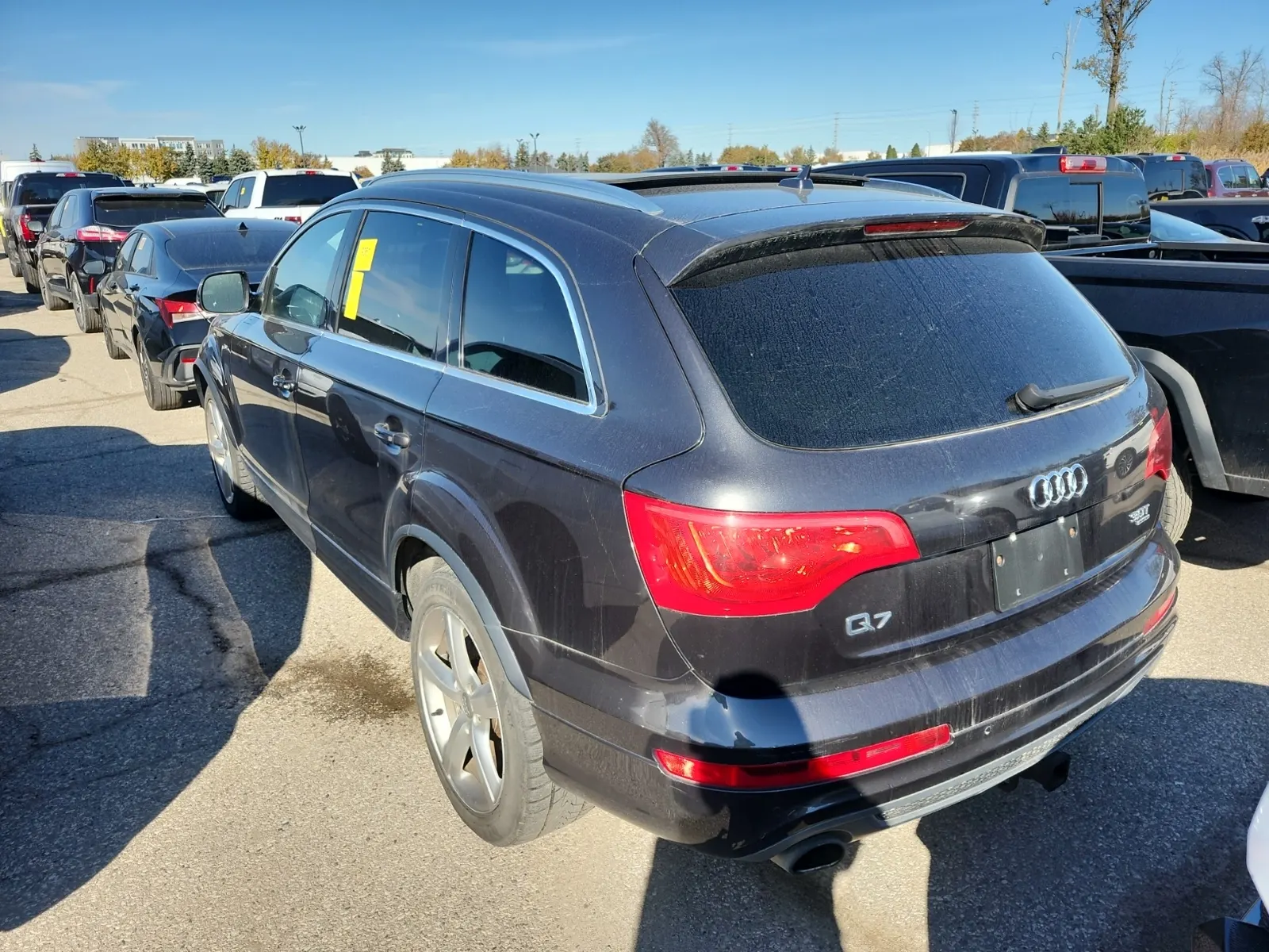 Driver Rear 3/4 Photo