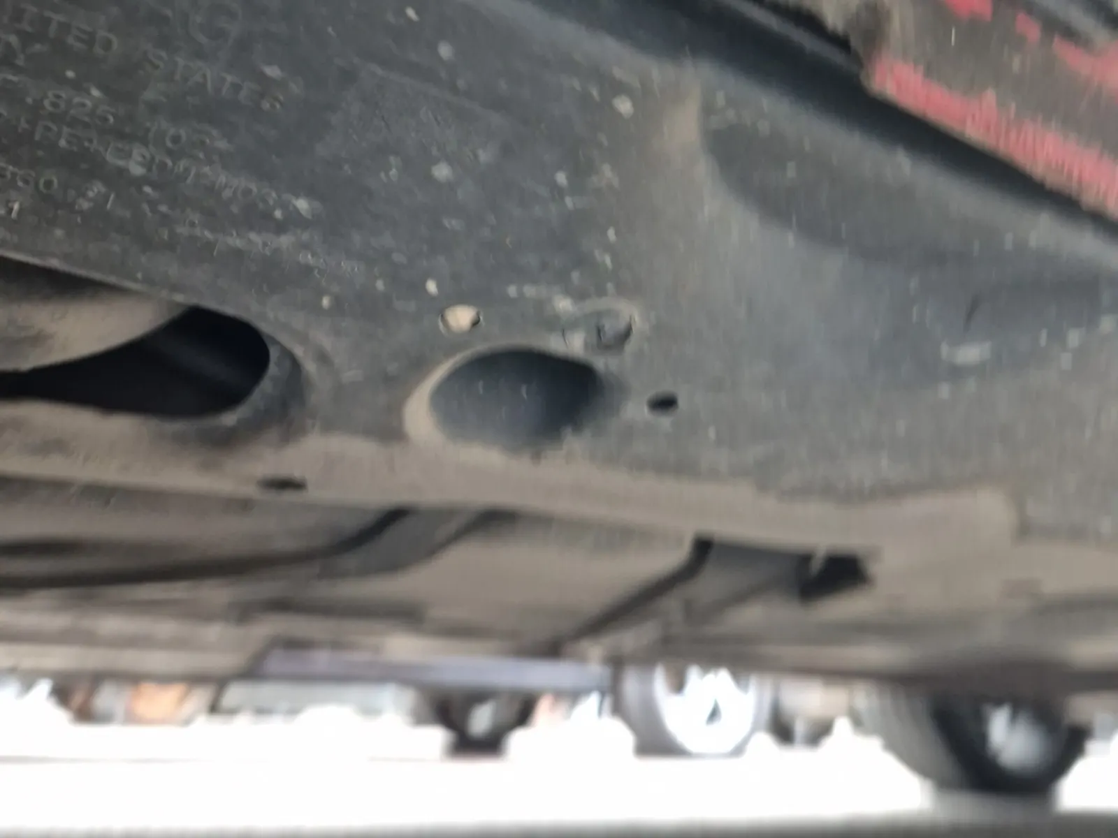 Undercarriage - Passenger Photo