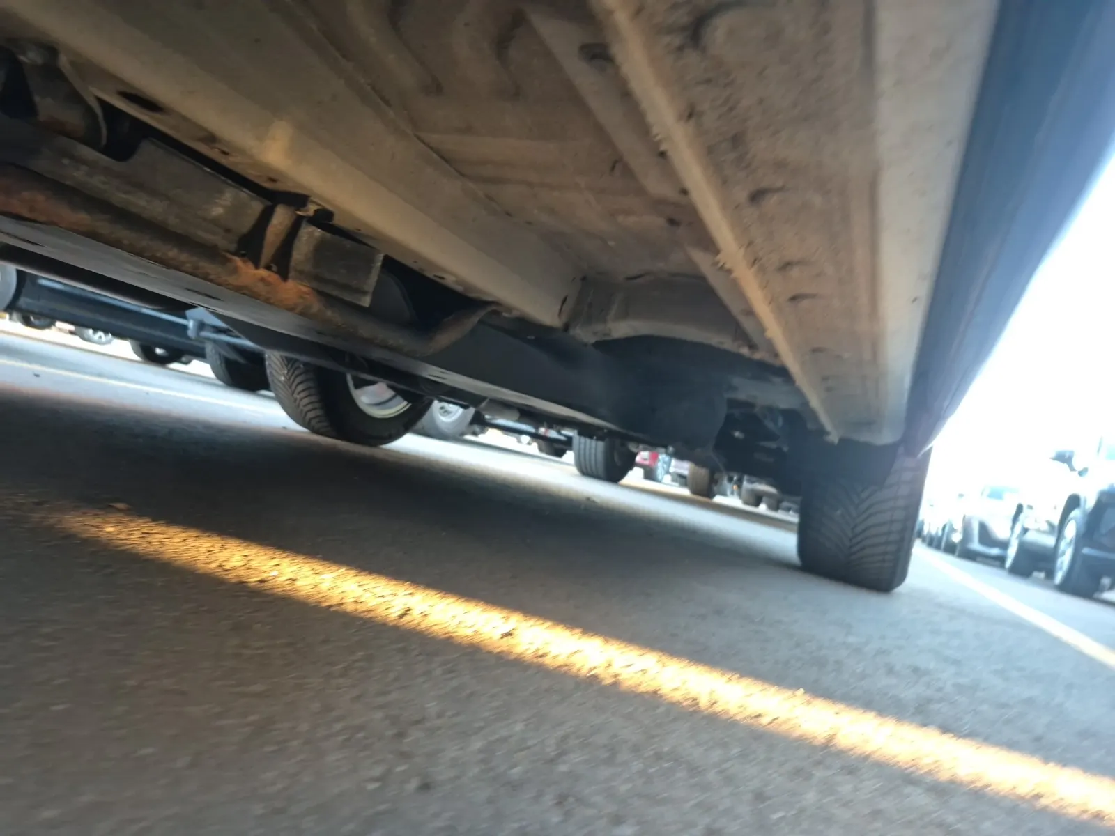 Undercarriage - Driver Photo