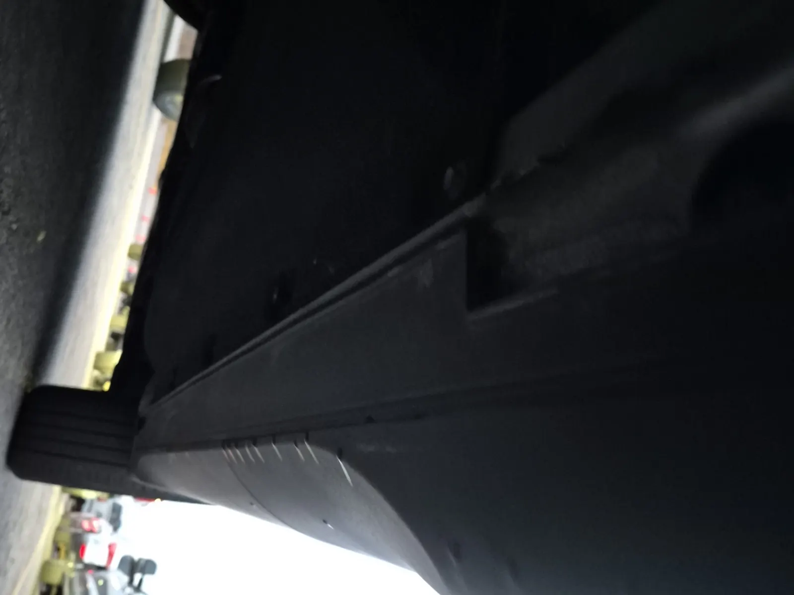 Undercarriage - Passenger Photo