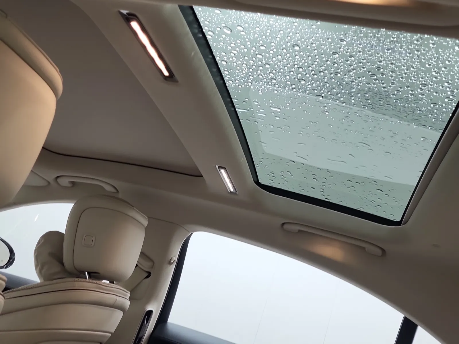 Interior Roof Photo