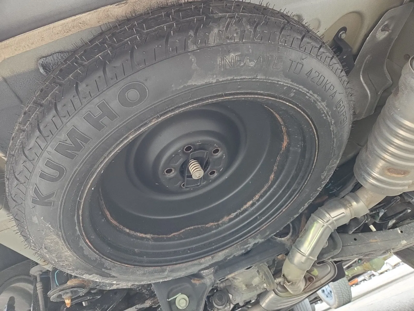 Spare Tire & Wheel Photo