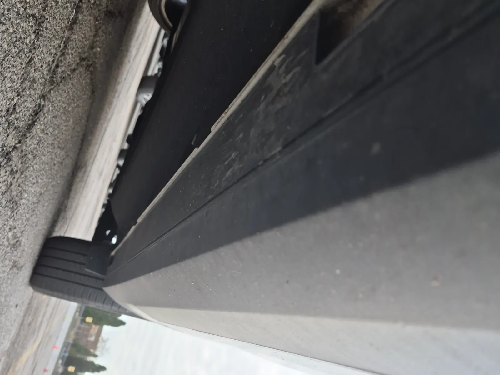 Undercarriage - Driver Photo