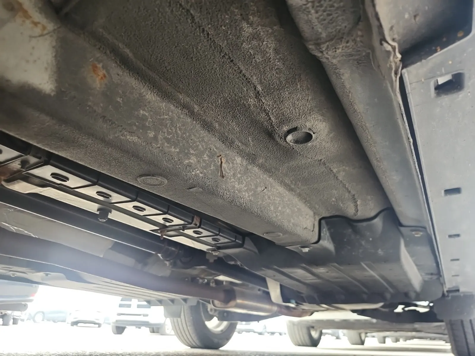Undercarriage - Driver Photo