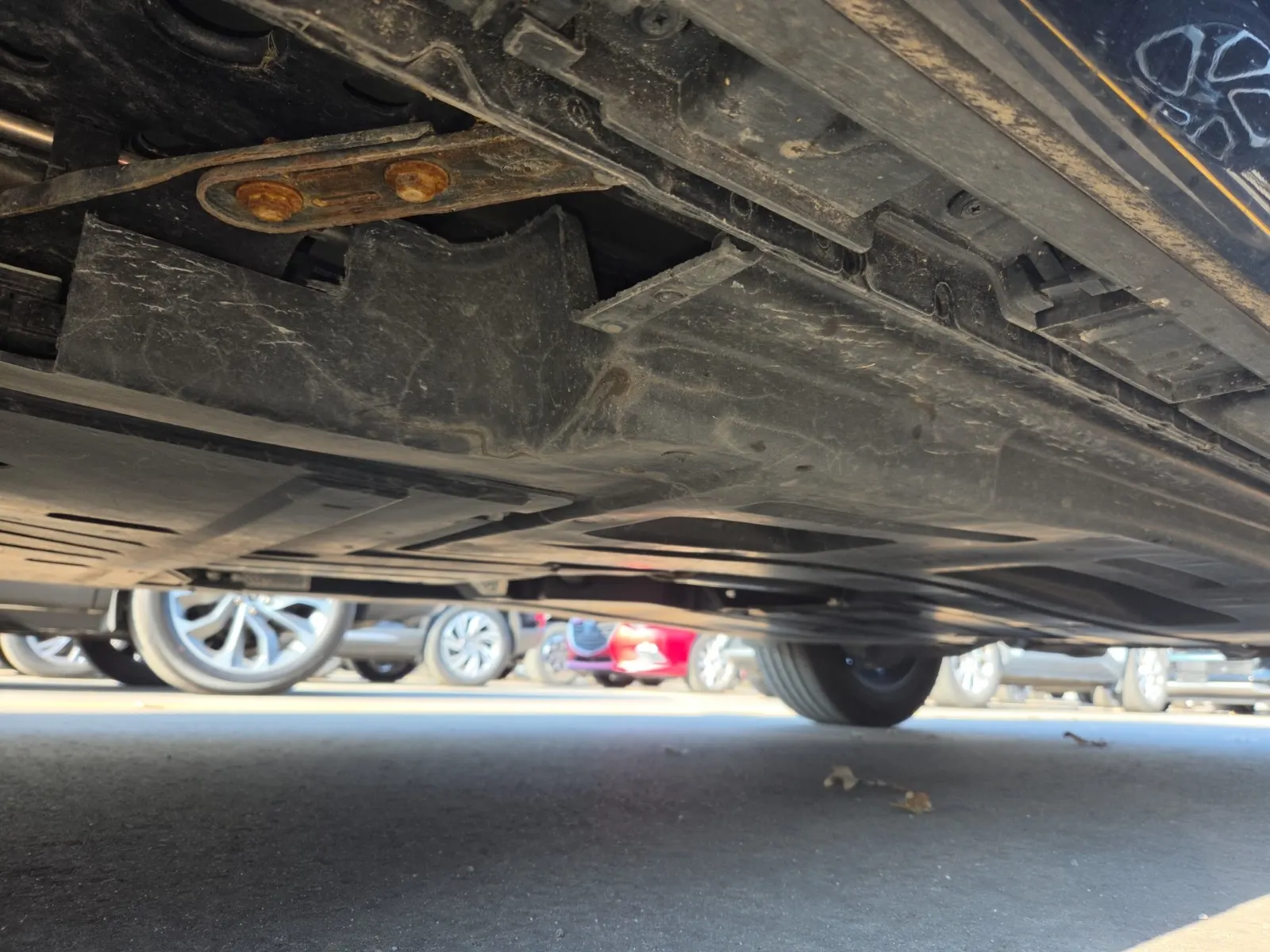 Undercarriage - Driver Photo