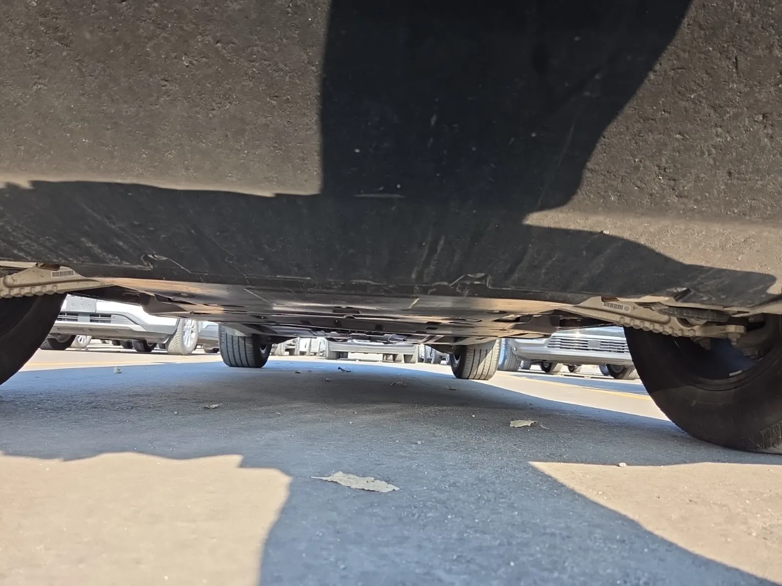 Undercarriage - Front Photo
