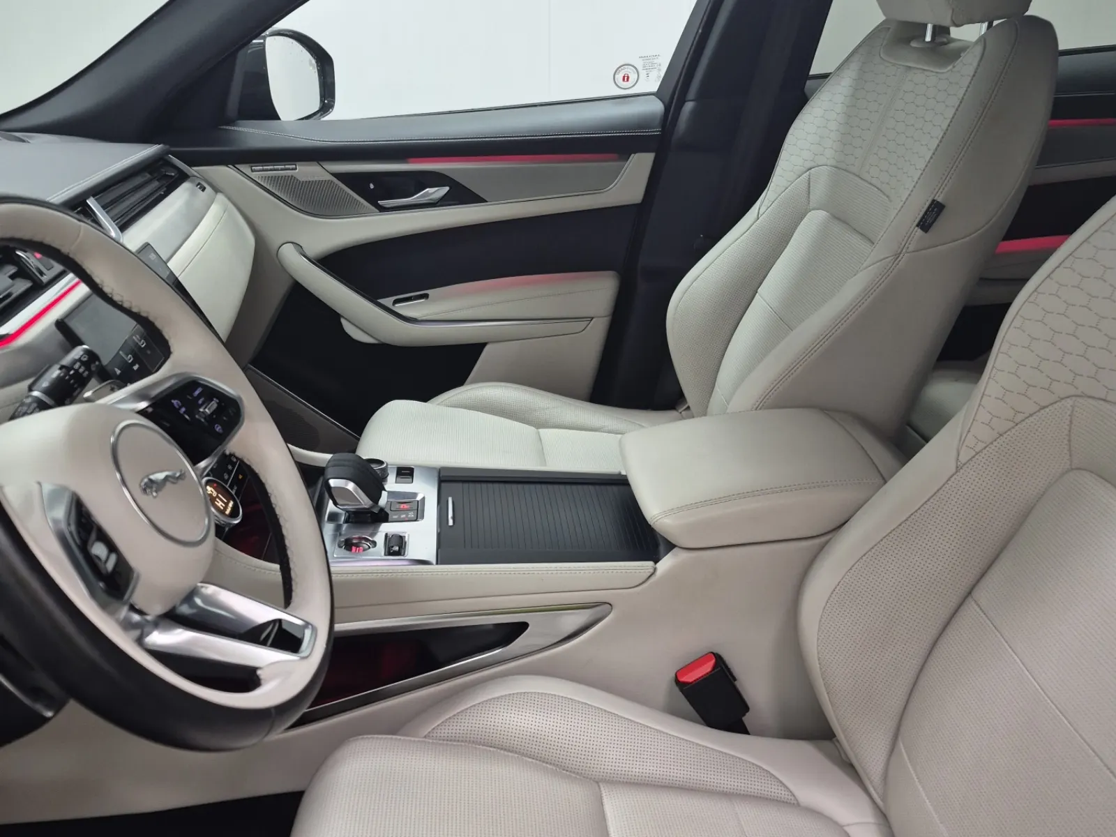 Front Interior Photo