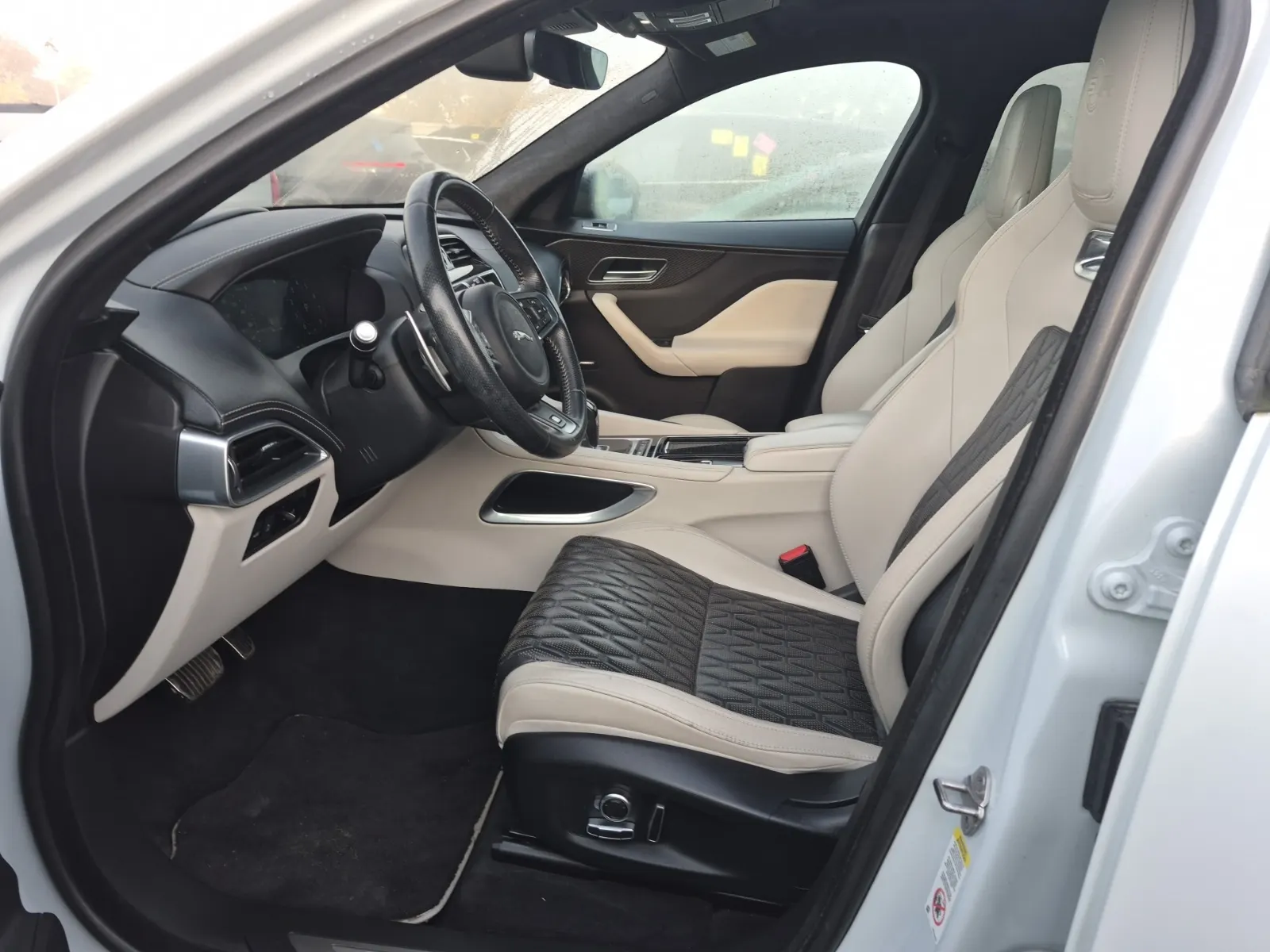 Front Interior Photo