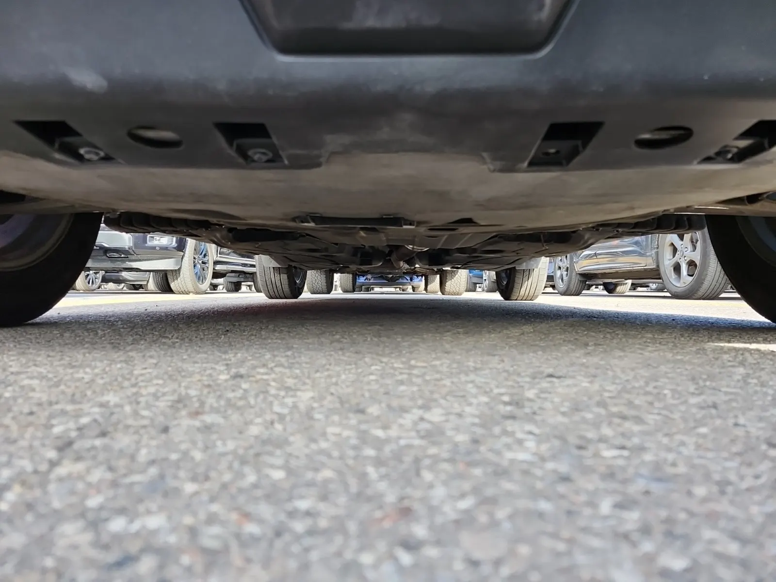 Undercarriage - Front Photo