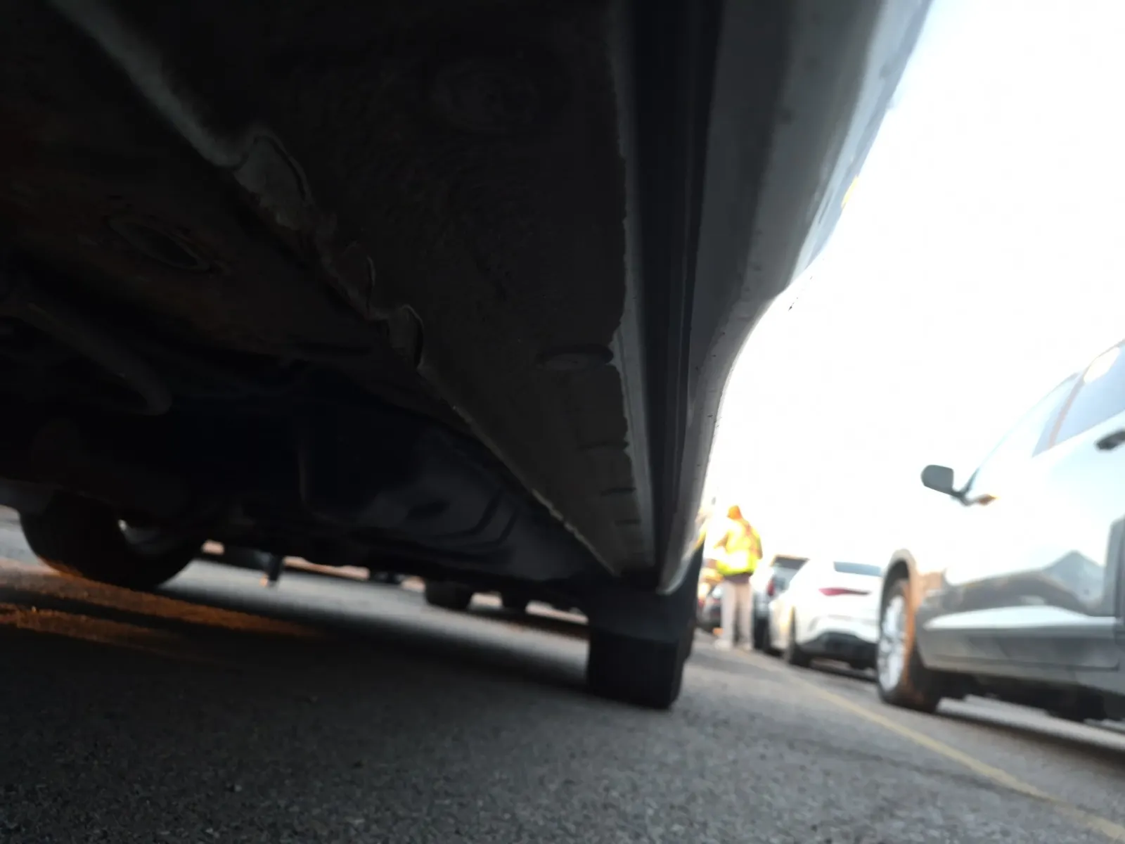 Undercarriage - Passenger Photo