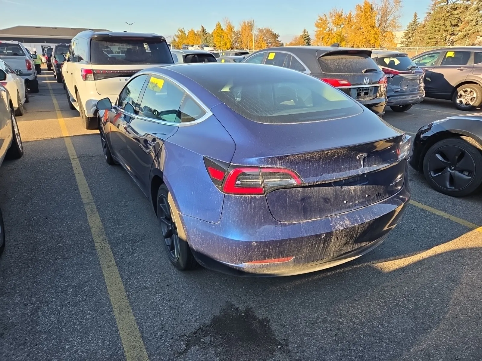 Driver Rear 3/4 Photo