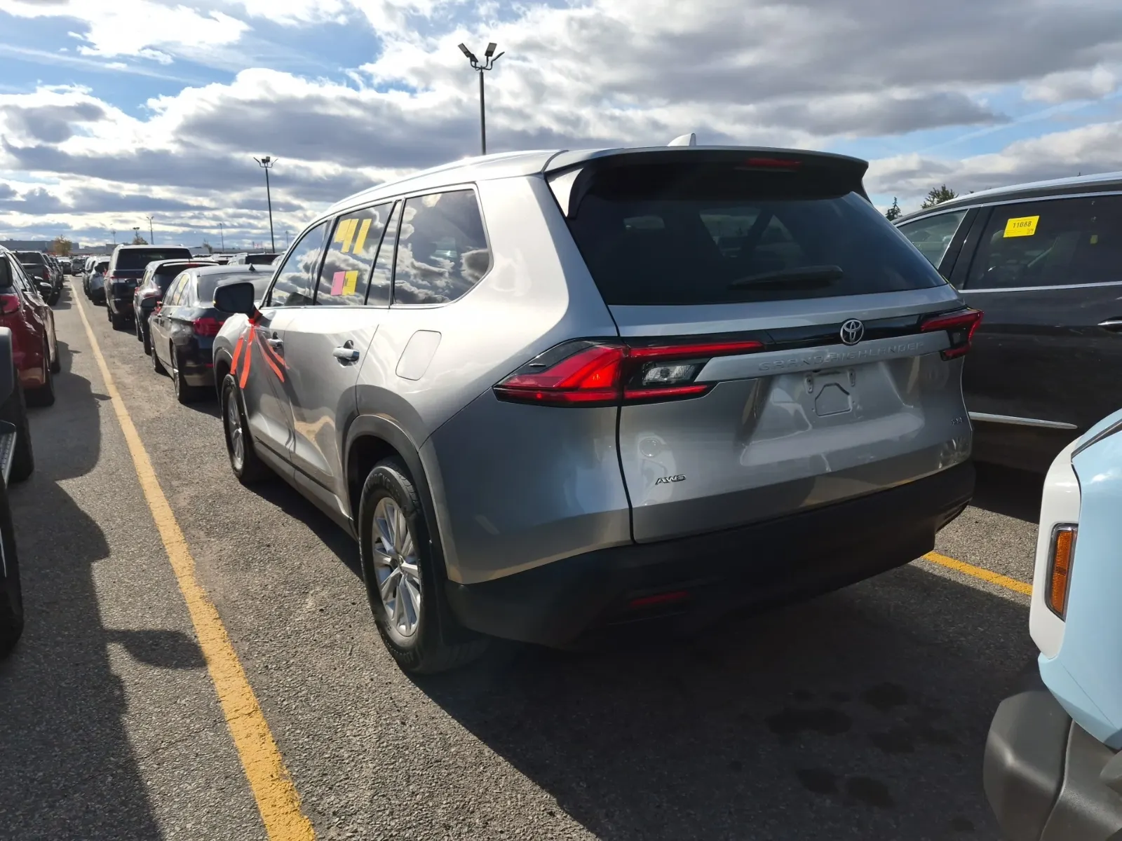 Driver Rear 3/4 Photo