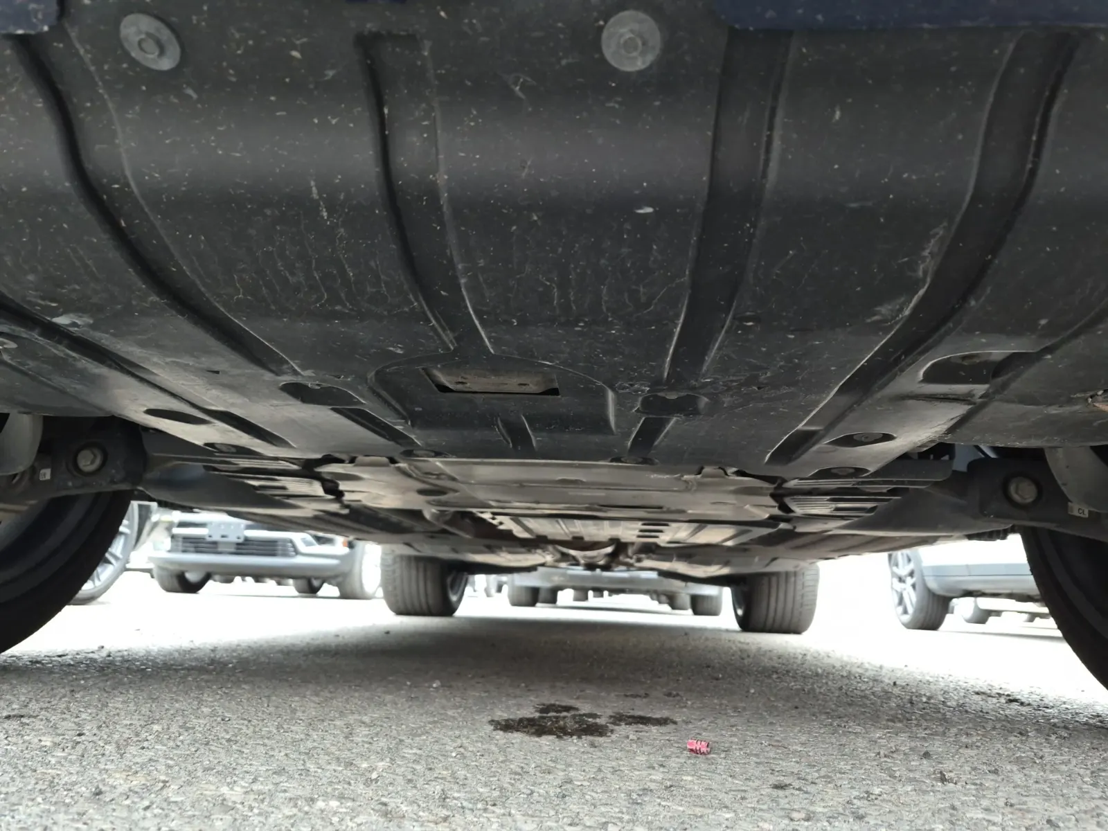 Undercarriage - Front Photo