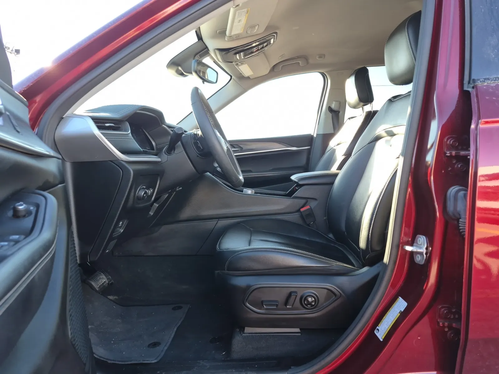Front Interior Photo