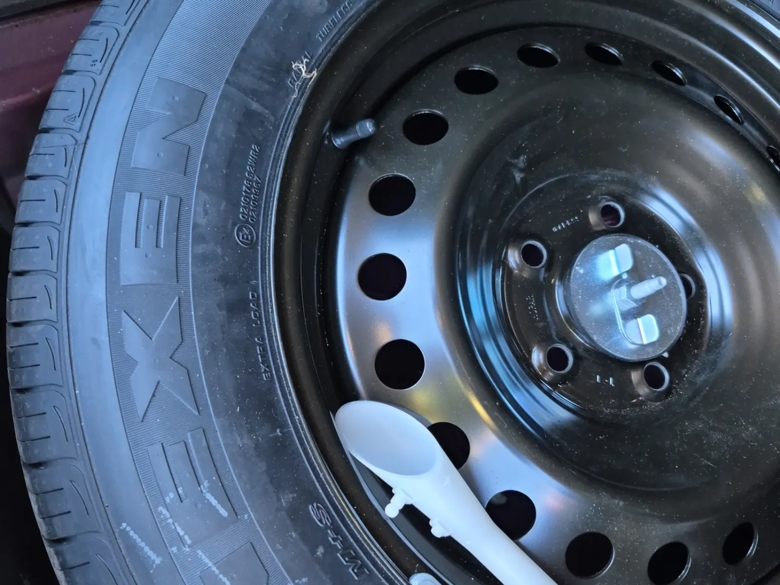 Spare Tire & Wheel Photo