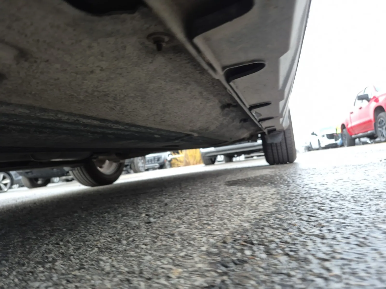 Undercarriage - Driver Photo