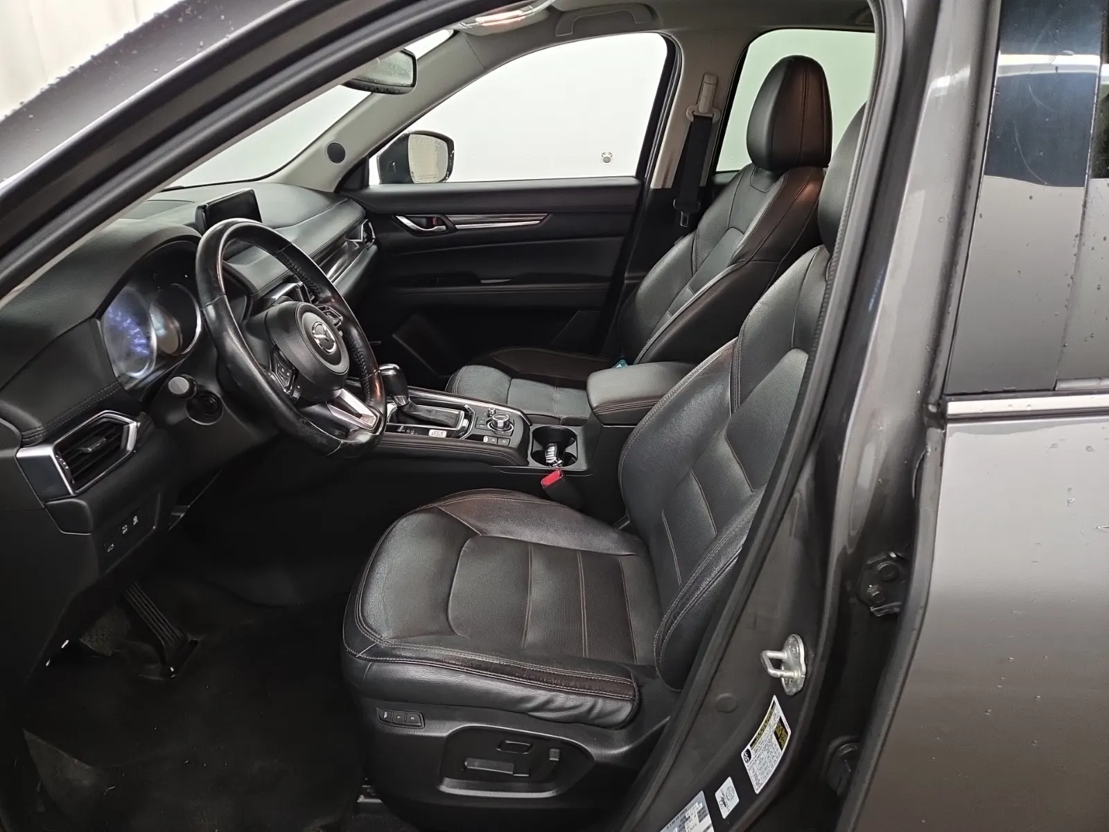 Front Interior Photo