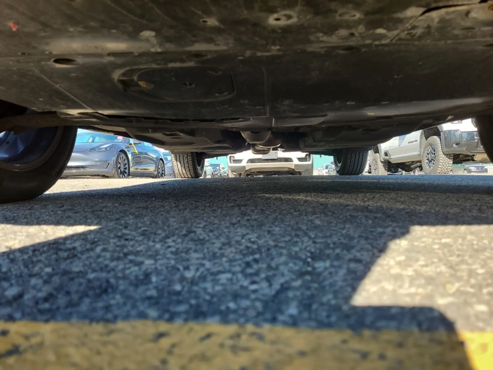 Undercarriage - Front Photo