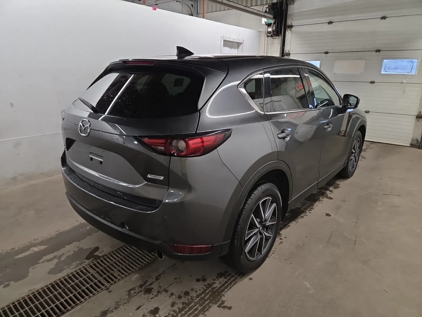 Passenger Rear 3/4 Photo