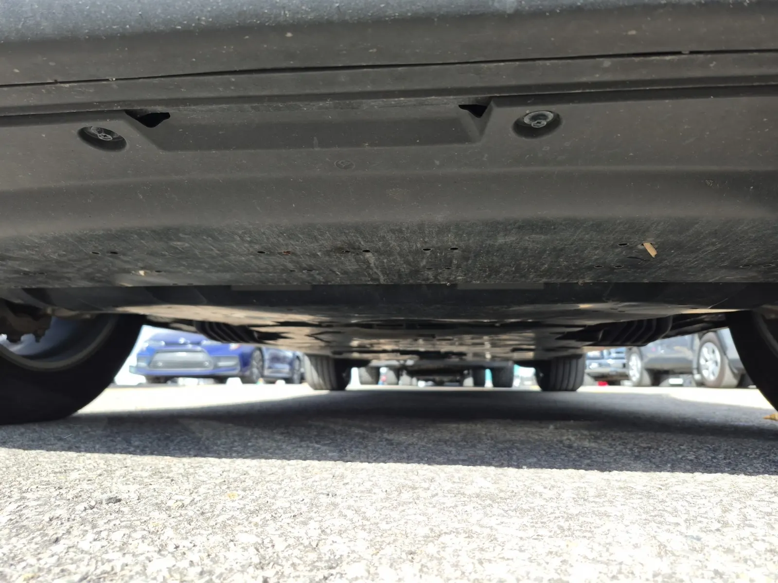 Undercarriage - Front Photo