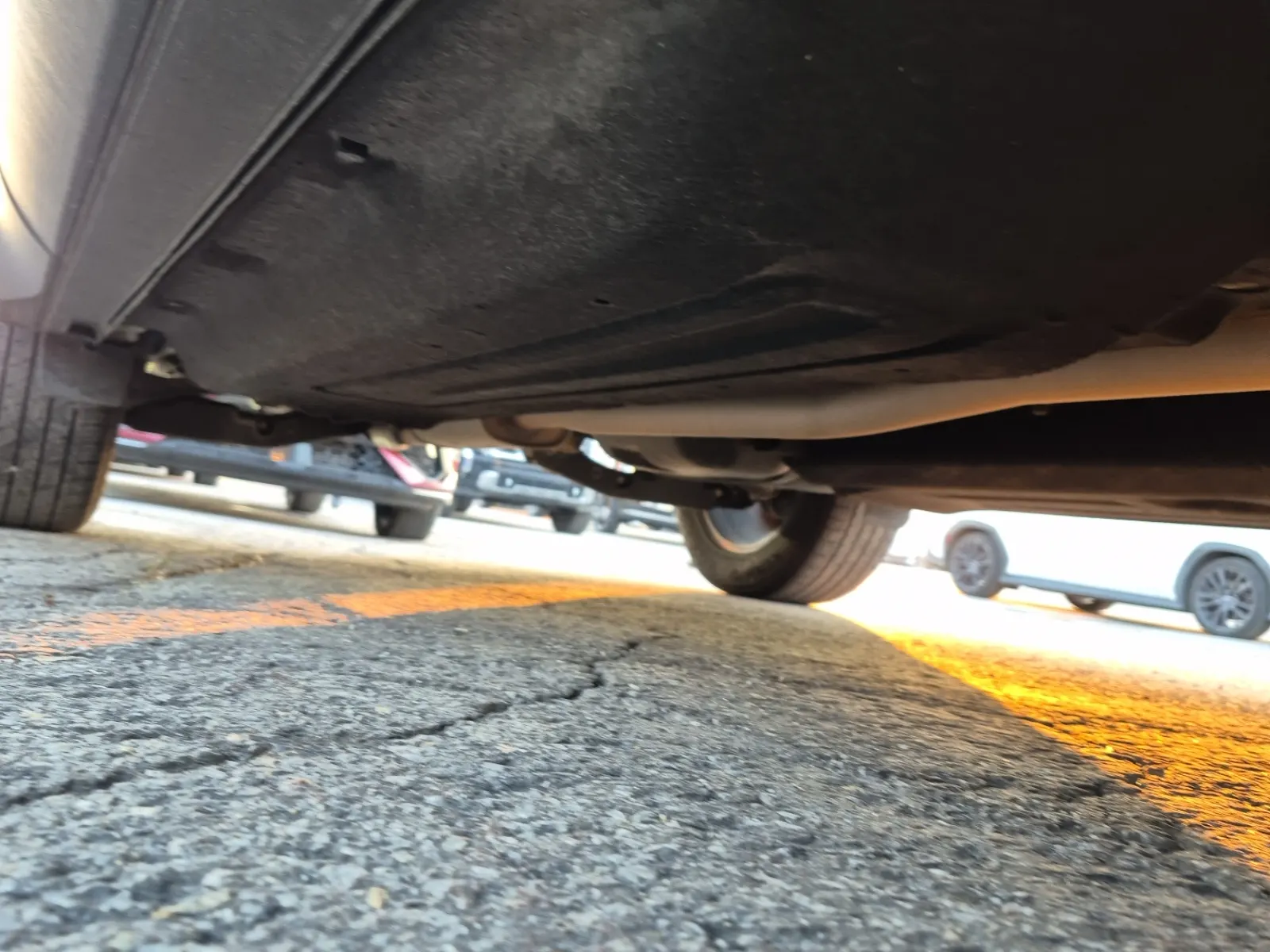 Undercarriage - Passenger Photo