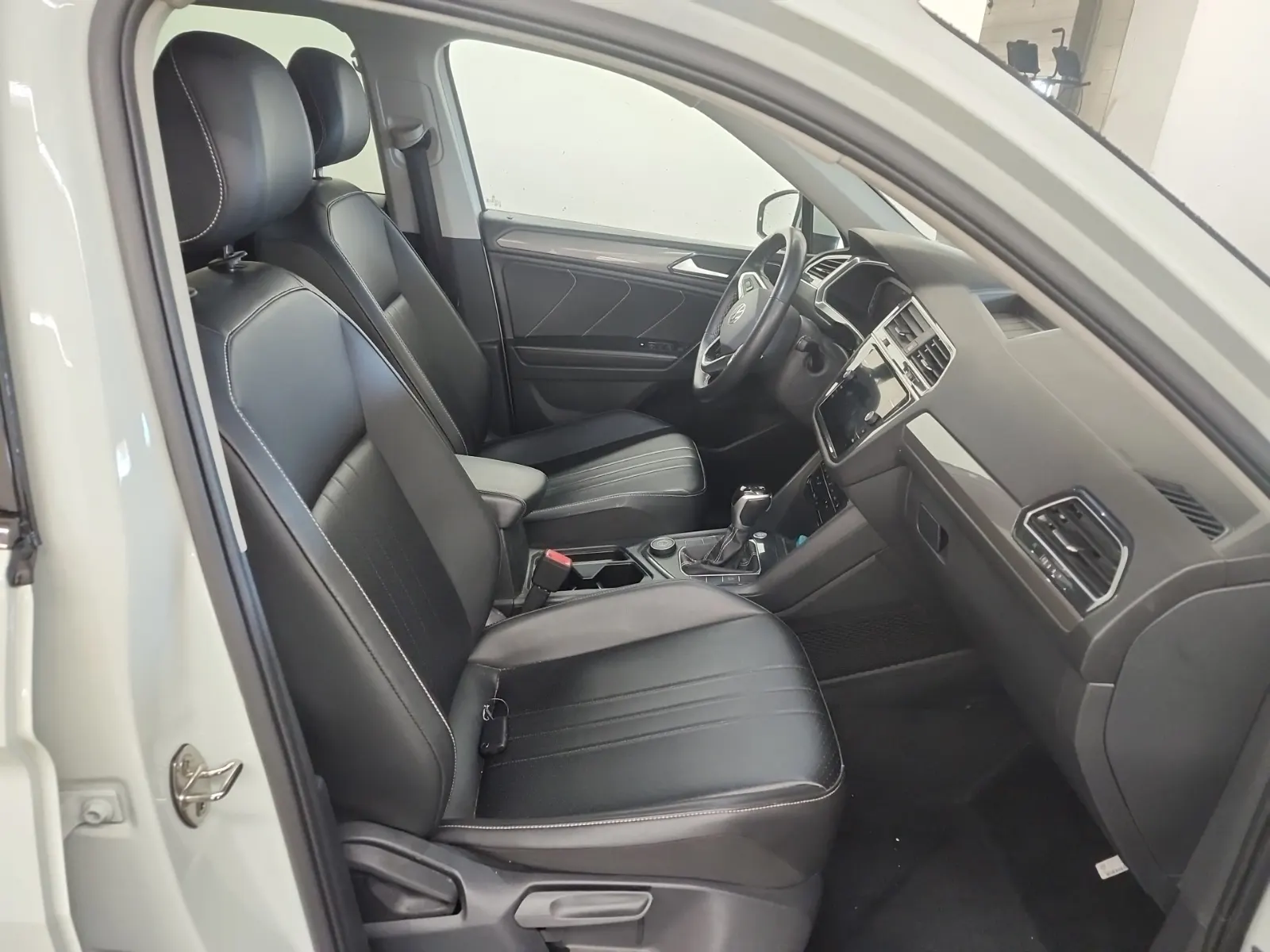 Right Side Interior Photo