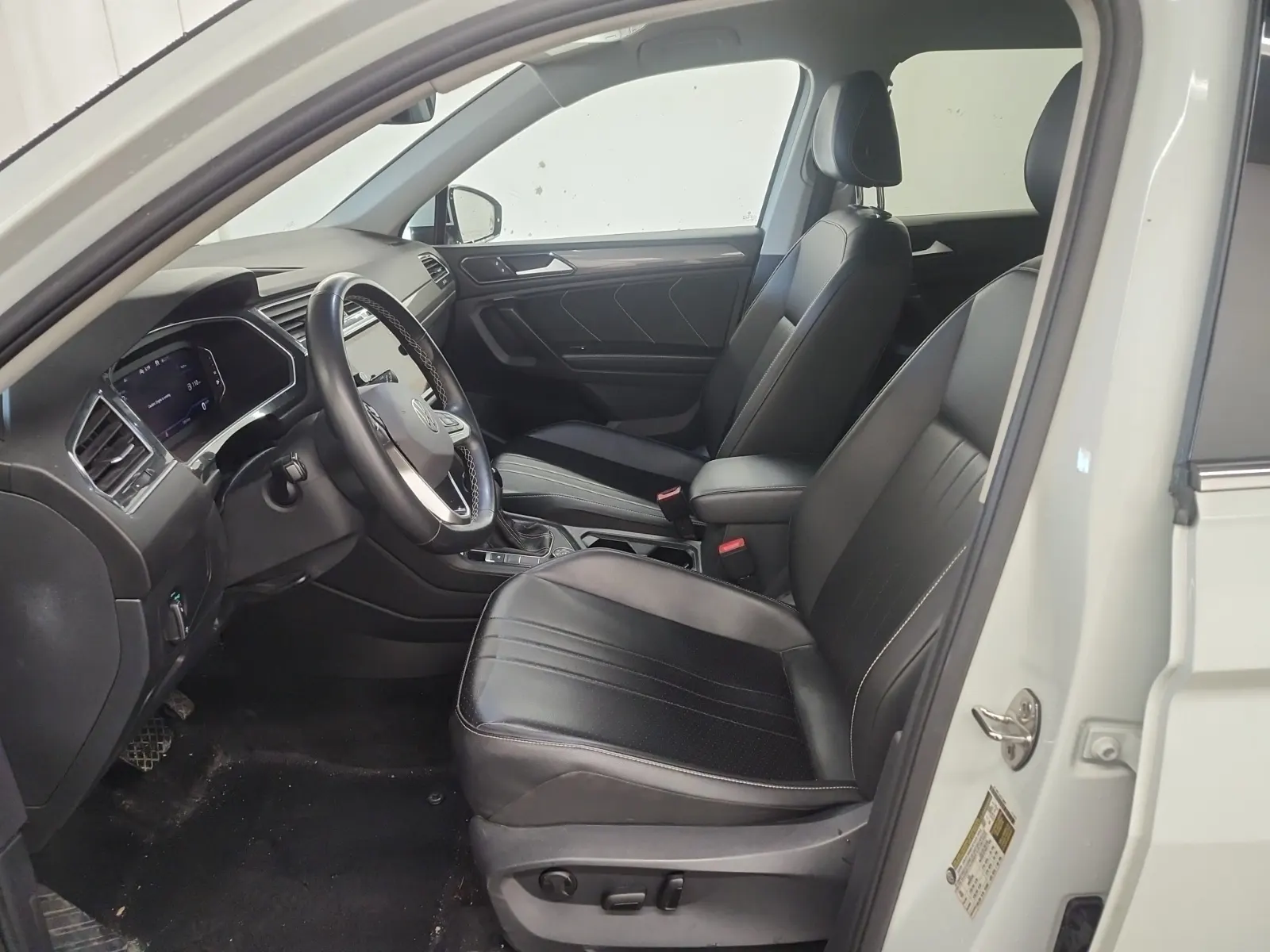 Front Interior Photo
