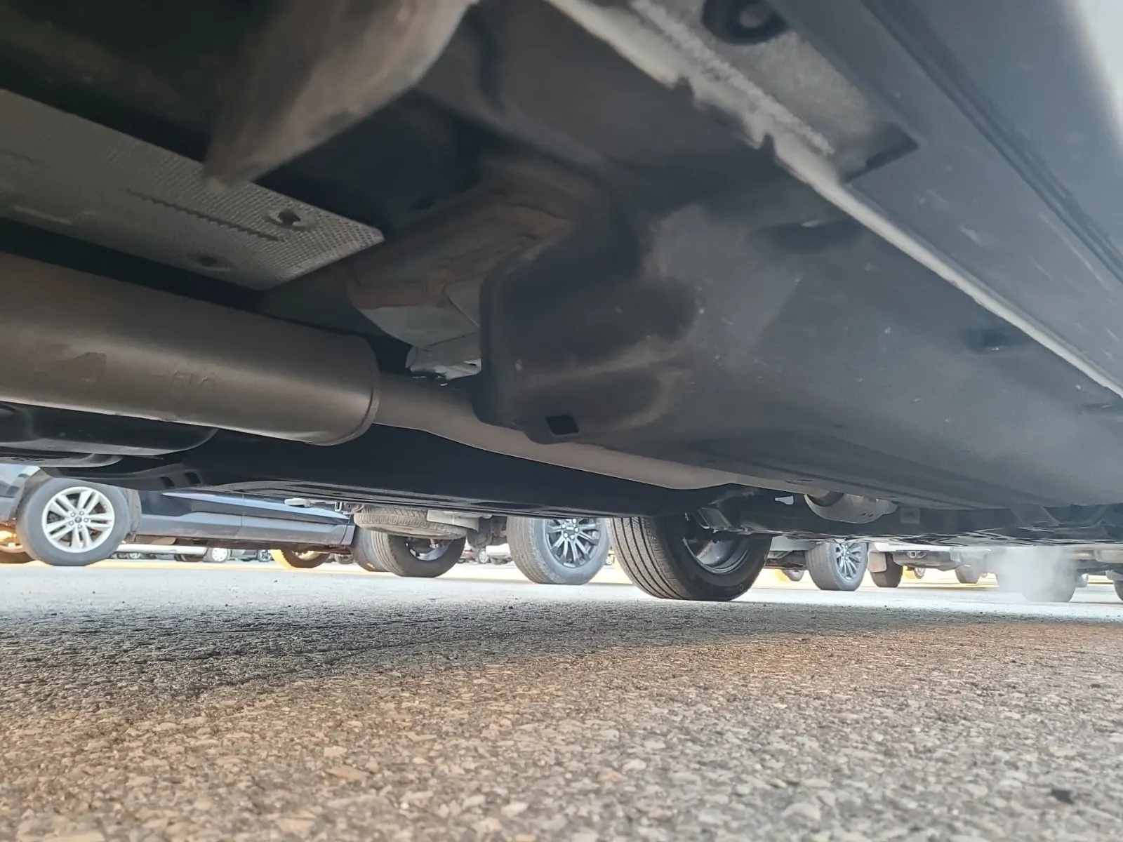 Undercarriage - Passenger Photo