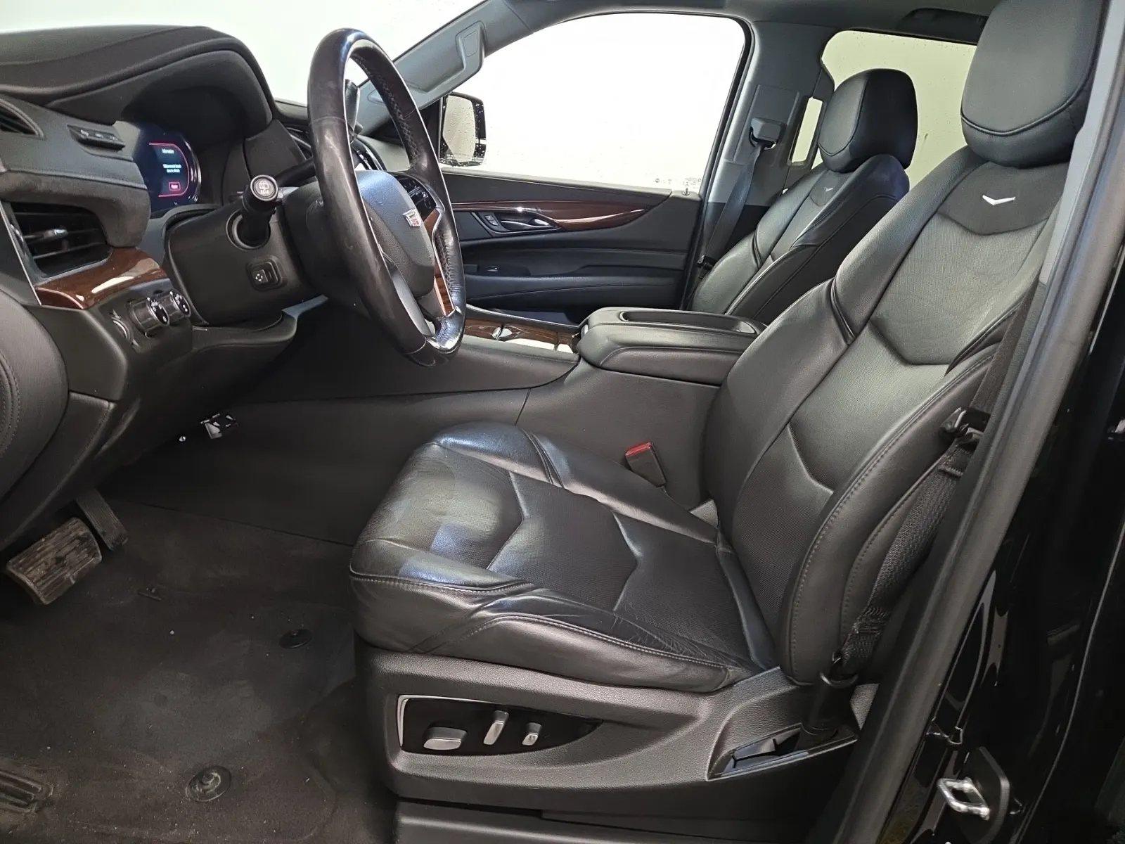Front Interior Photo