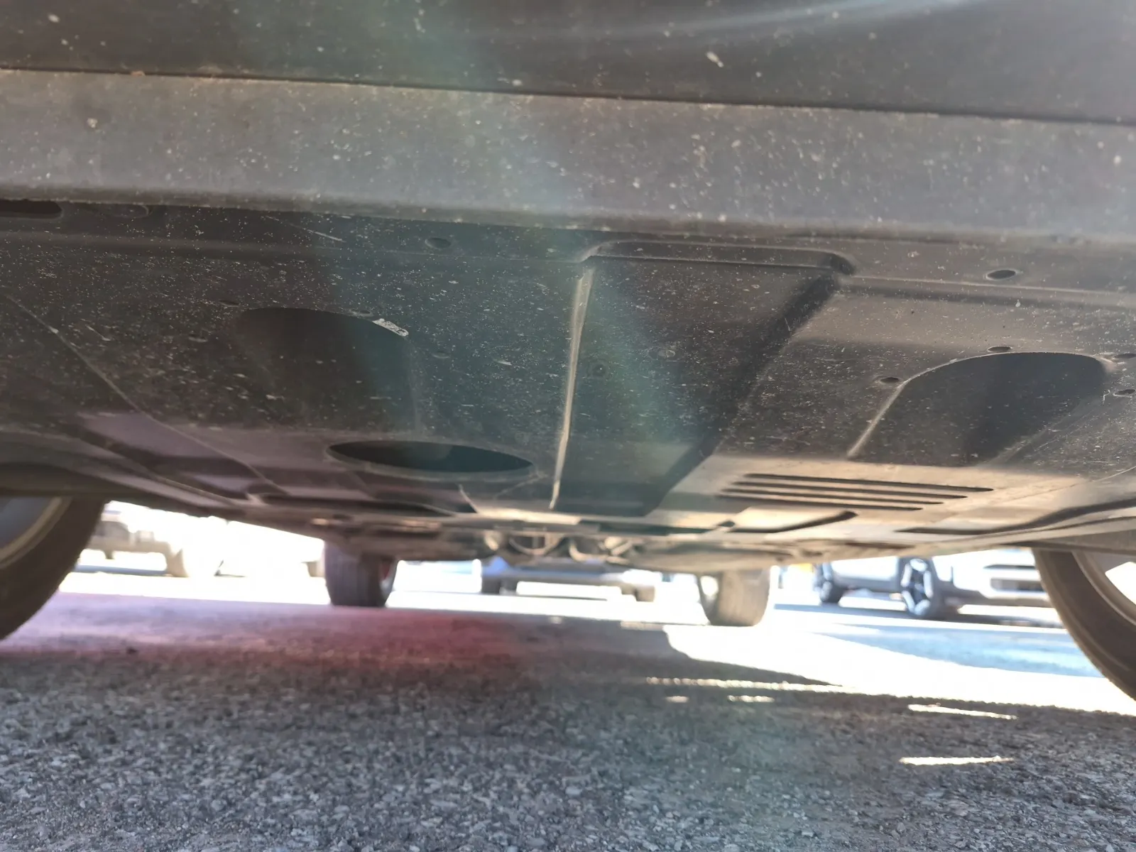 Undercarriage - Front Photo