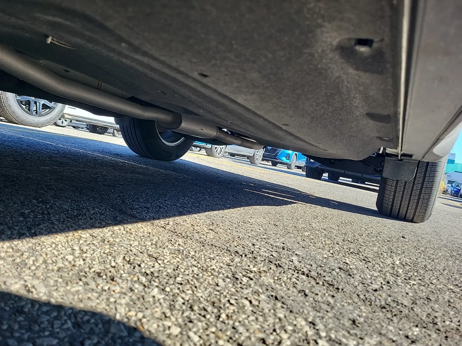 Undercarriage - Driver Photo