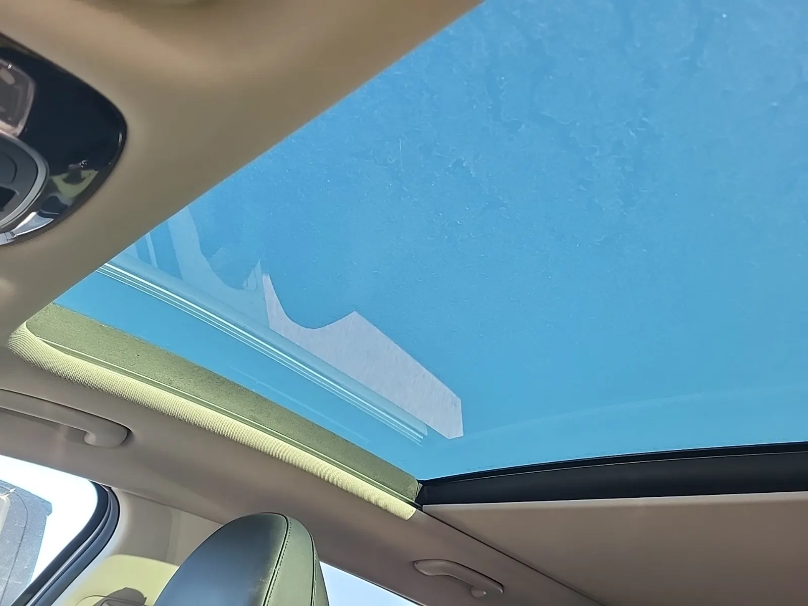Interior Roof Photo