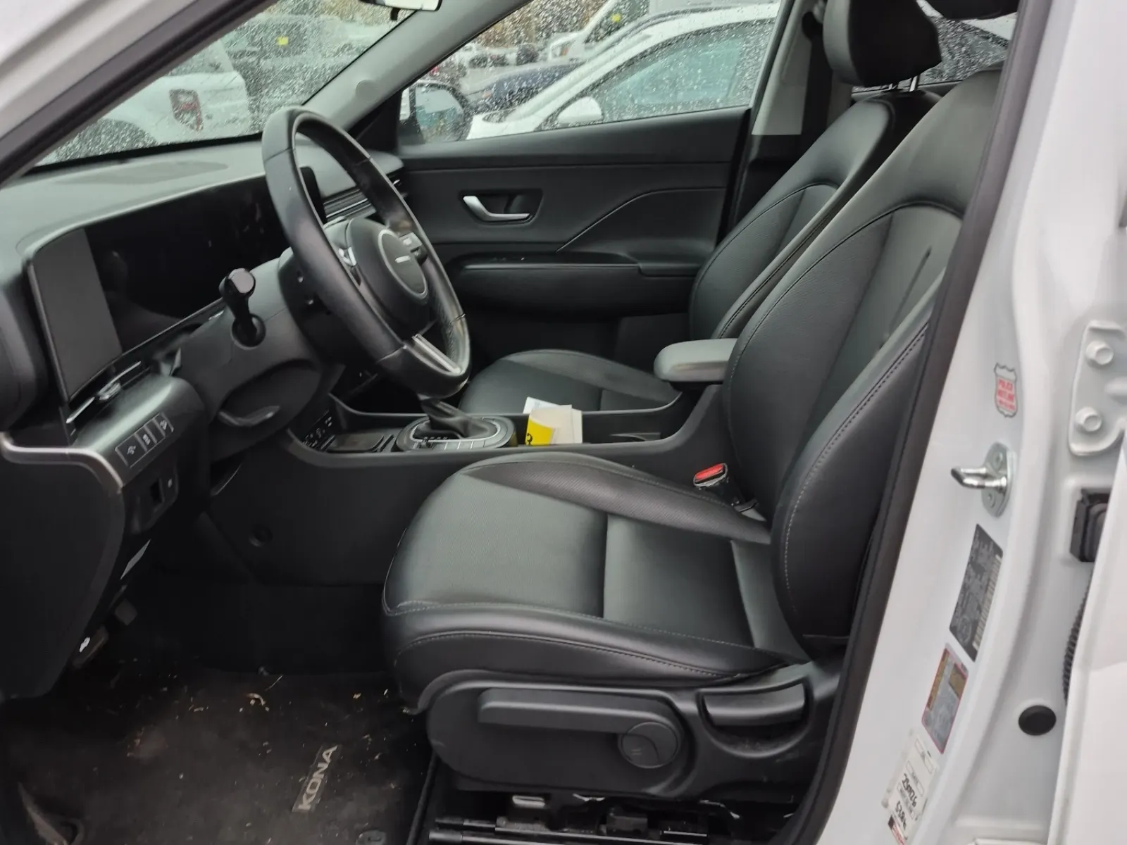 Front Interior Photo