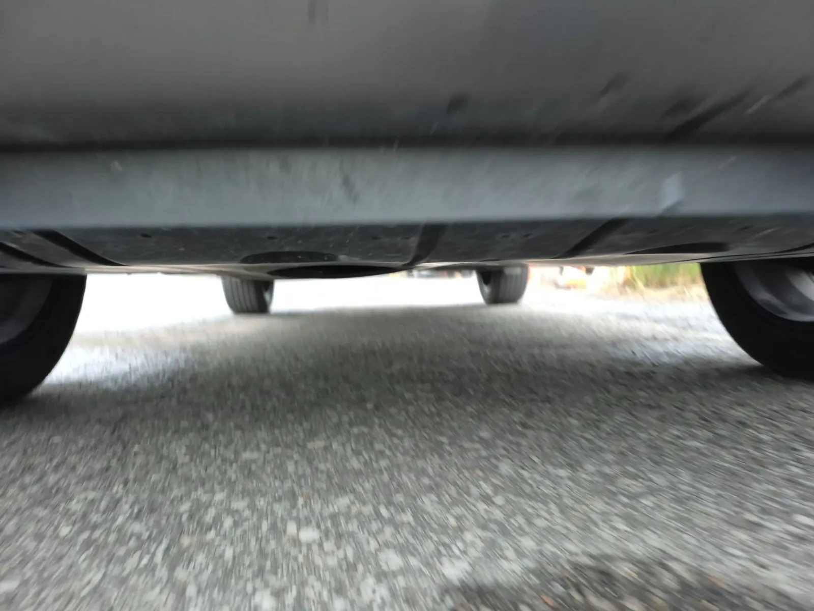 Undercarriage - Front Photo