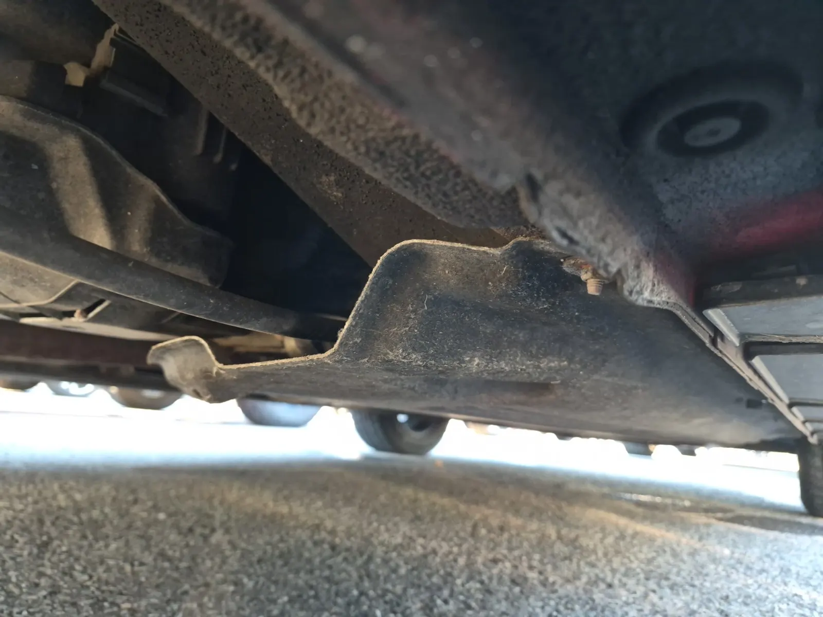 Undercarriage - Passenger Photo