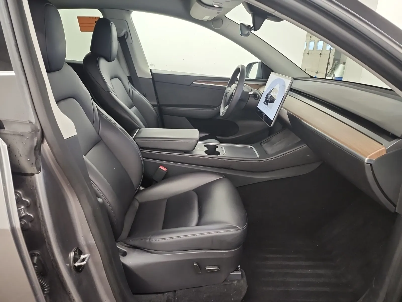 Right Side Interior Photo