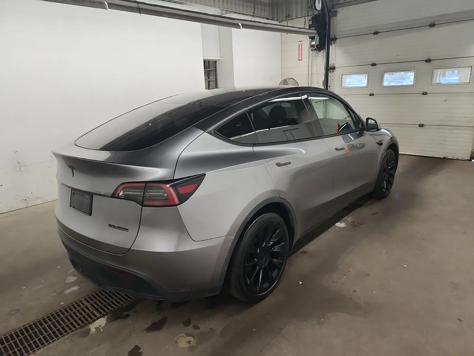 Passenger Rear 3/4 Photo