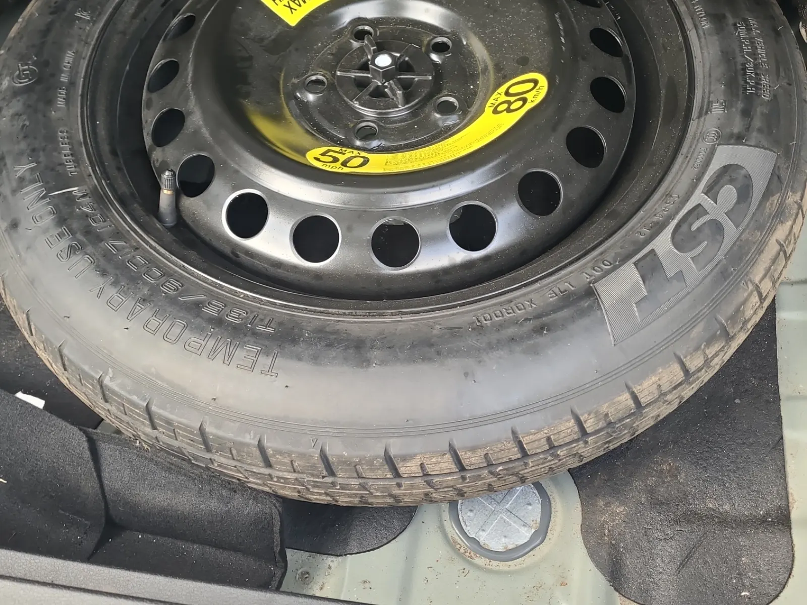 Spare Tire & Wheel Photo
