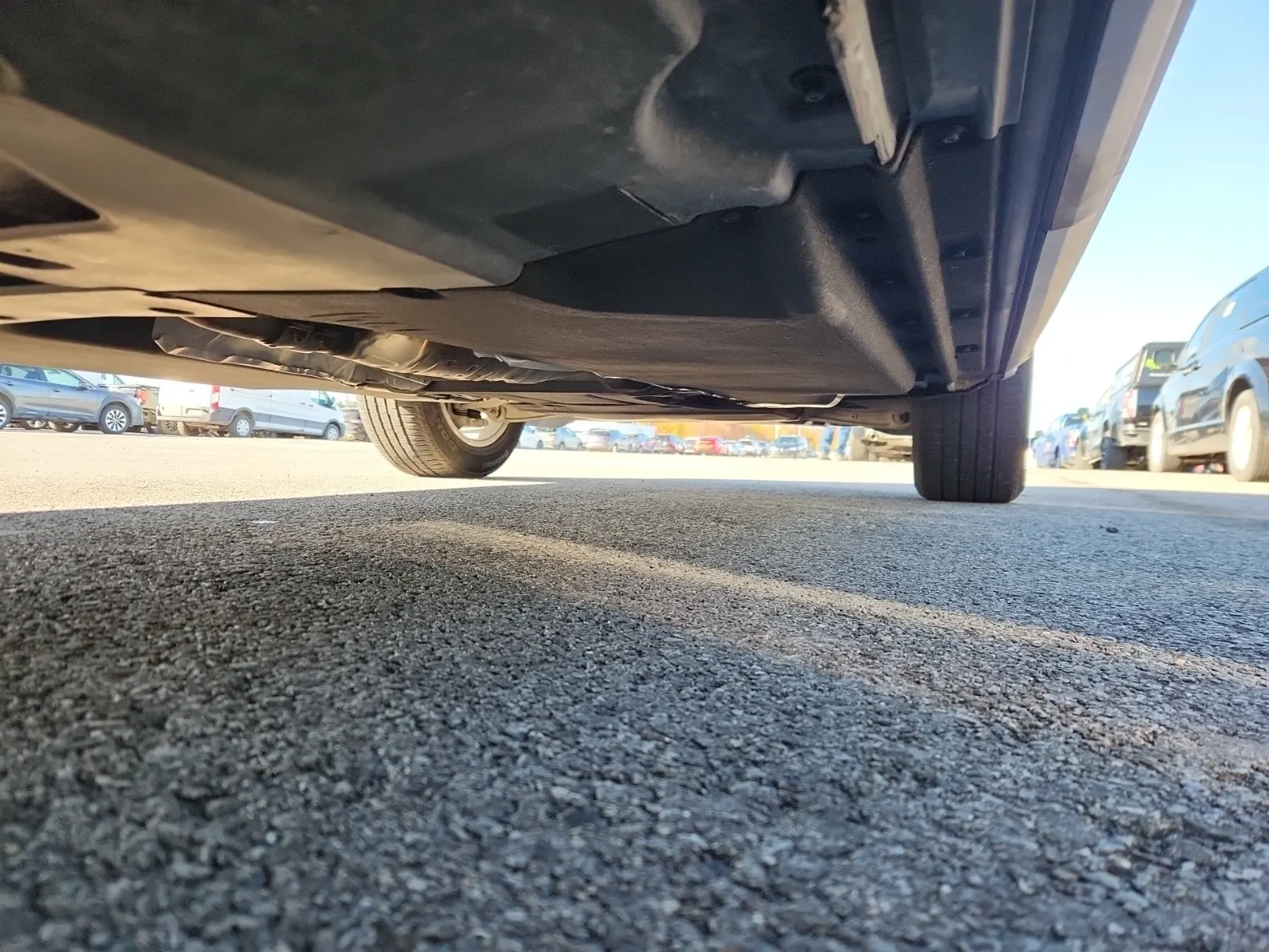Undercarriage - Passenger Photo