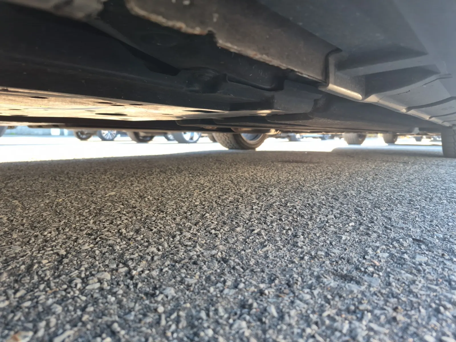 Undercarriage - Passenger Photo