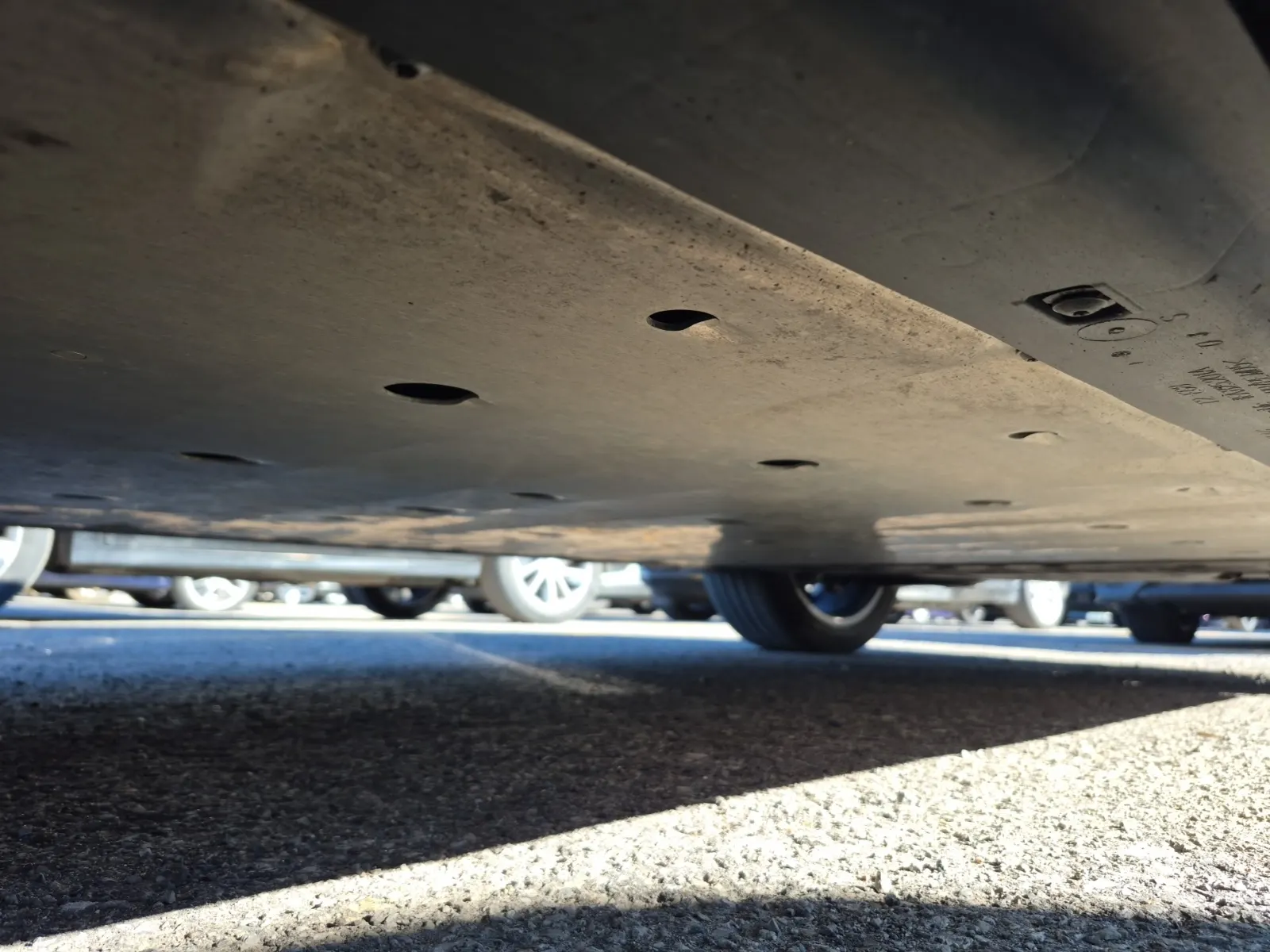 Undercarriage - Driver Photo