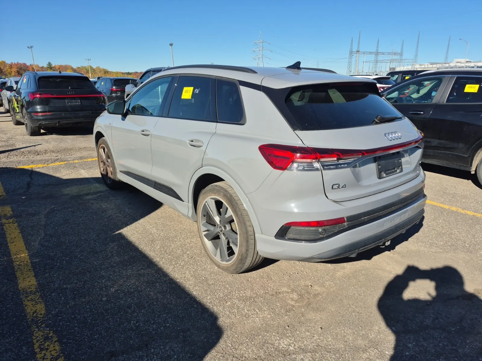 Driver Rear 3/4 Photo