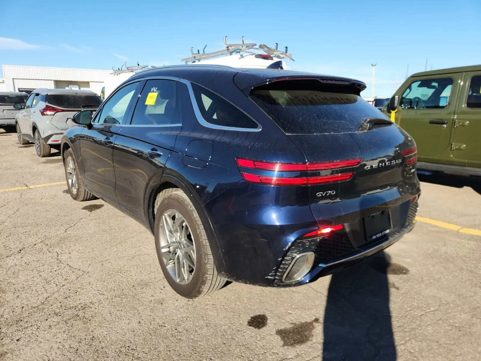 Driver Rear 3/4 Photo