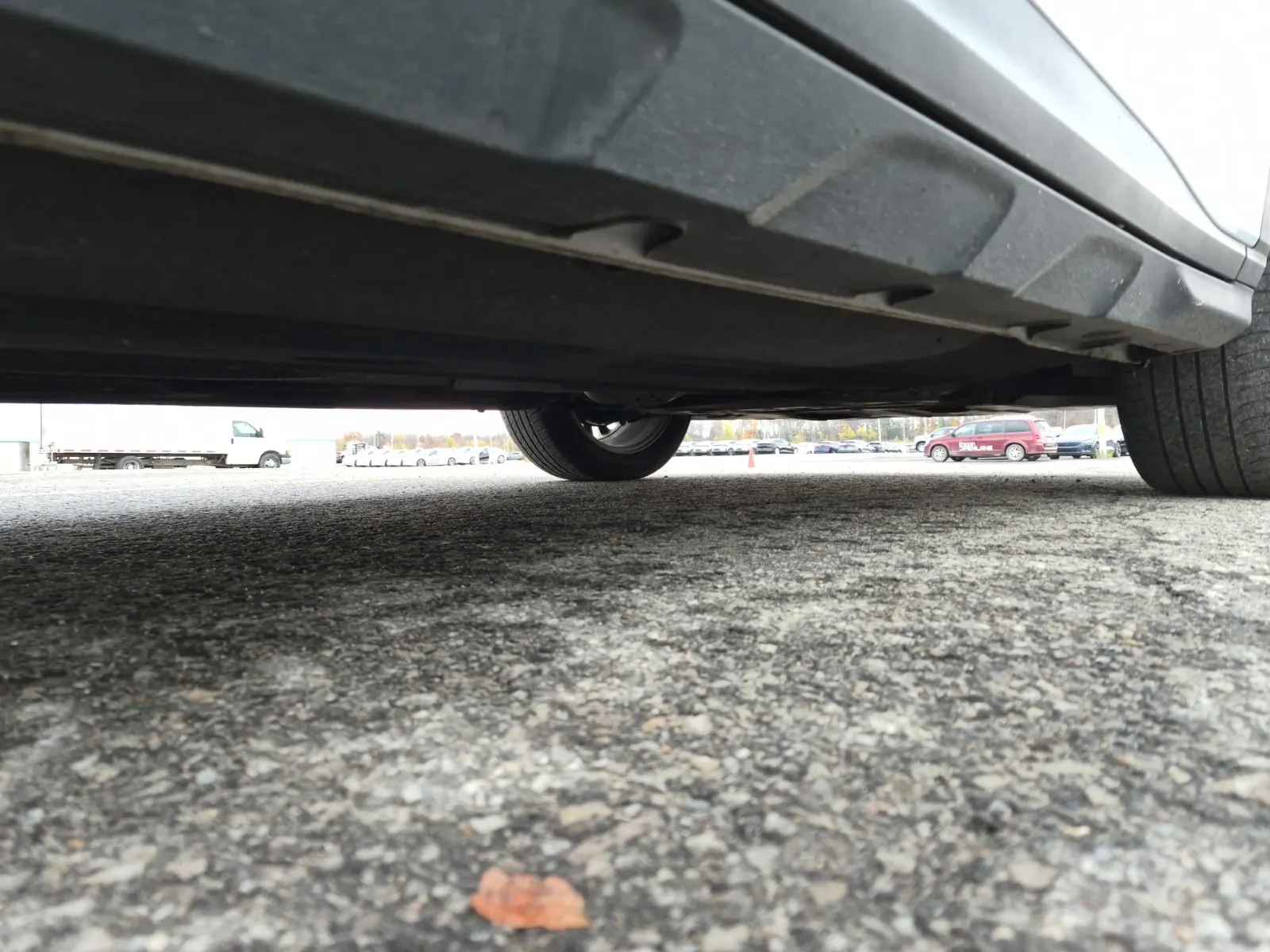 Undercarriage - Passenger Photo