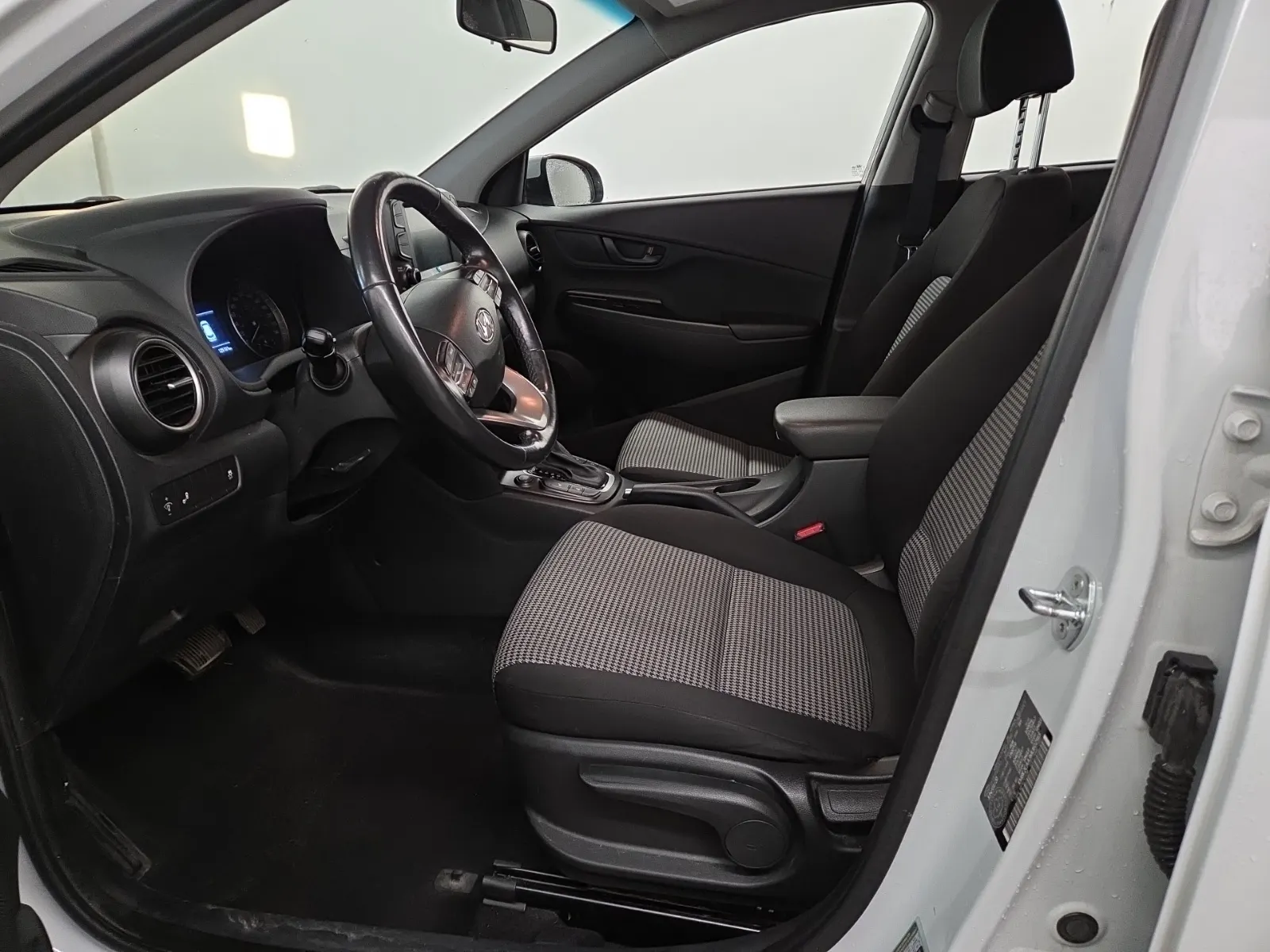 Front Interior Photo
